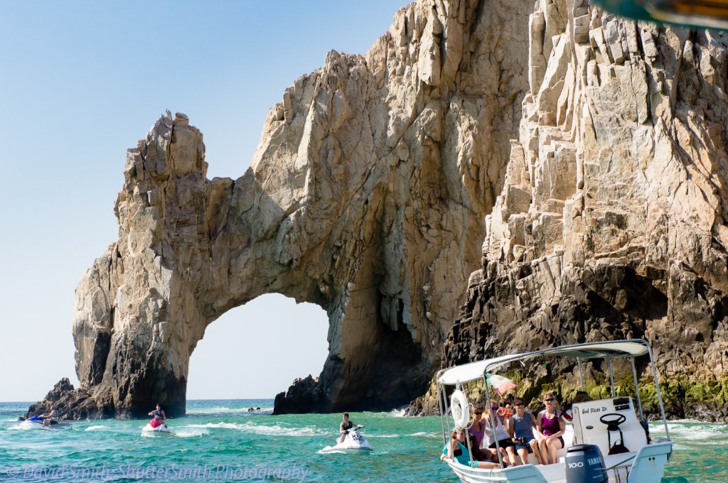 Los Arcos with watercraft for scale.